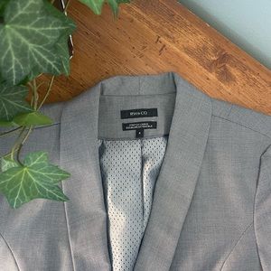 NWOT RW&Co gray skirt suit set, size 8 US